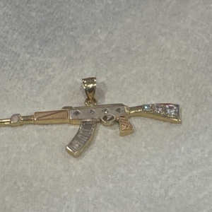 Cz Pendant 14k3t 10.04g 