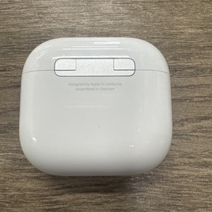 Apple Airpods A3053 4th Gen