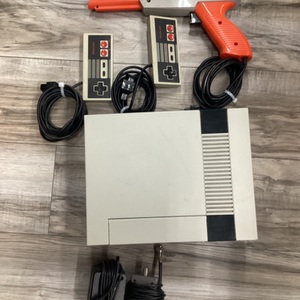 NINTENDO ENTERTAINMENT SYSTEM