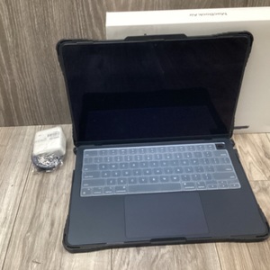 MACBOOK AIR 2022