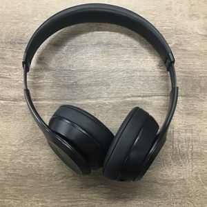 Apple Solo 3 Headphones 