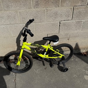 HUFFY ROCKIT KIDS BIKE 