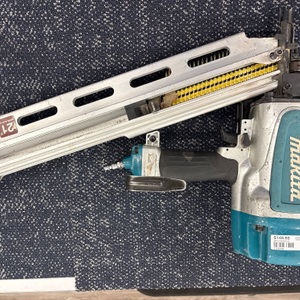 MAKITA 21° 3 1/2" FRAMING NAILER