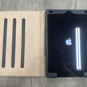 Apple Mk663ll/A 9th gen Ipad