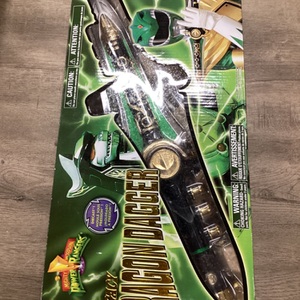 BANDI MIGHTY MORPHIN POWER RANGERS LEGACY DRAGON DAGGER