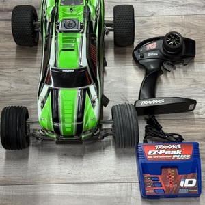 TRAXXAS RUSTLER