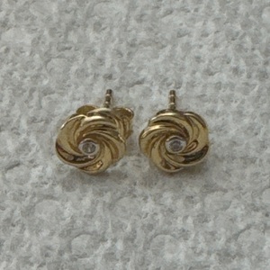 Earrings 18kyg 1.2g 