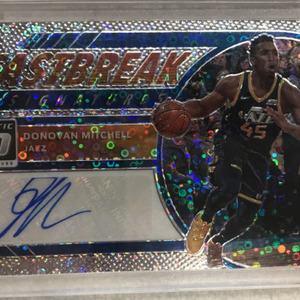 2017-18 PANINI DONOVAN MITCHELL OPTIC FASTBREAK AUTO CARD
