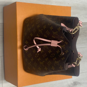 Louis Vuitton Monogram Neonoe MM Rose Poudre