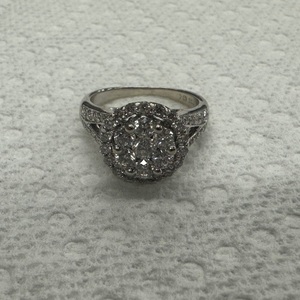 Ladies 14K white gold cluster diamond ring