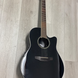 Ovation Cs245 Celebrity Acoustic Guitar