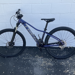 Trek Bicycle Marlin 5 Mountain Bike