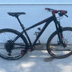 SPECIALIZED ROCKHOPPER PRO