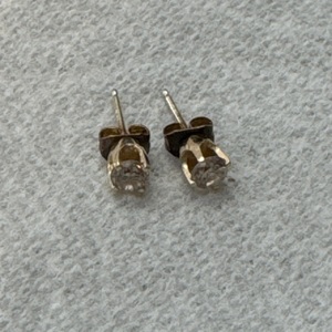 Stud Earrings 2dias .50ctw 14kyg 0.7g 