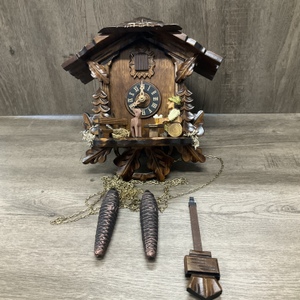 BLACK FOREST CUCKOO CLOCK