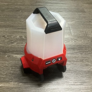 Milwaukee  2144-20 Light
