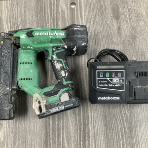 METABO NT1850DF 18GA BRAD NAILER WITH BATTERY AND CHARGER