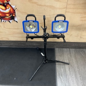 EXTREME DUAL WORK LIGHT, MISSING SOME BOLTS