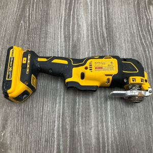 DEWALT DCS355 MULTI-TOOL WITH 2.0AH BATTERY