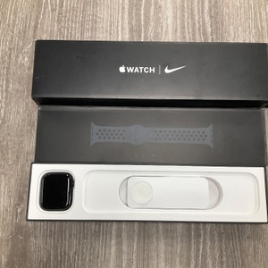 Apple A2477 Series 7 Watch