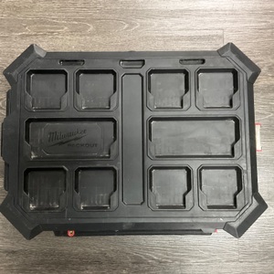 MILWAUKEE M18 PACKOUT Radio/Speaker & Charger