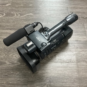 SONY HDR-AX2000 CAMCORDER 
