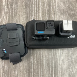 GOPRO HERO 11 W/CASE, 3 BATTERIES, CHARGER &SLING
