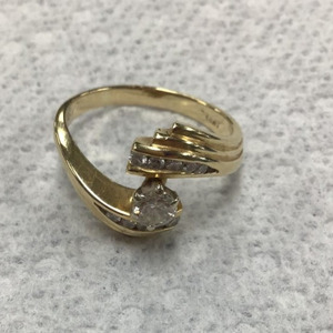 Lds Ring 11dias .38ctw 14kyg 4.5 