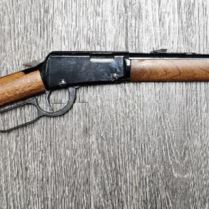 Henry Repeating Arms H001 .22lr LEVER ACTION RIFLE