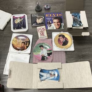 ELVIS COLLECTIBLES