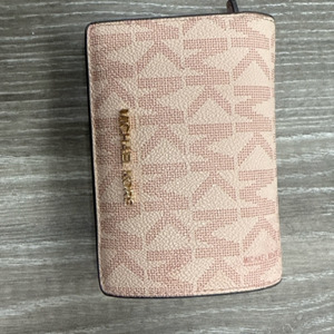 PINK MICHAEL KORS FOLD WALLET