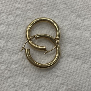 Yellow Gold Hoops Earrings 1.5g/14kt 