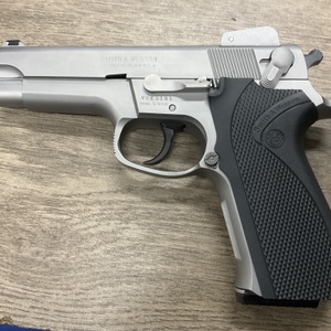 SMITH & WESSON  5906