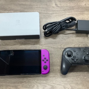 NINTENDO SWITCH OLED W/ PRO CONTROLLER DOCK & CHARGER