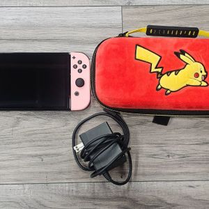 NINTENDO SWITCH OLED NO DOCK W/CHARGER AND CASE 
