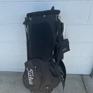 TITLEIST GOLF BAG
