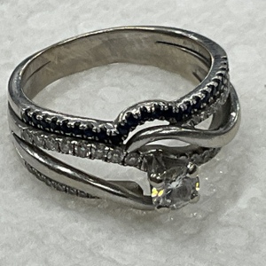 White Gold Solitare Ring Sz:7.5 5.6g/14kt - 1 Lab Grown 