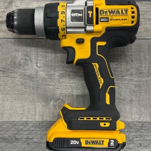 DEWALT 20V HAMMER DRILL