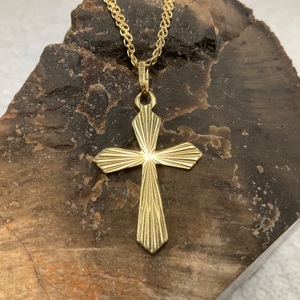 18K Yellow Gold Cross Pendant on 24" Chain Necklace 7.3gr