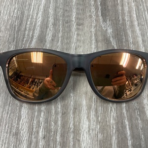 BLENDERS CRYSTAL WAVE POLARIZED SUNGLASSES