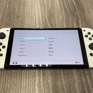 NINTENDO SWITCH OLED IN BOX