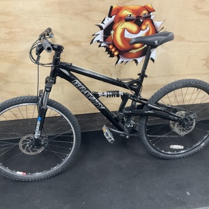GRAVITY FSX 1.0 MOUNTAIN BIKE