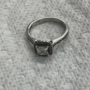 Female White Silver Band Ring 2.8g/0.925% 