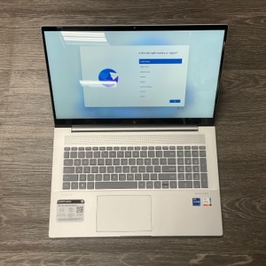 HP ENVY TOUCHSCREEN LAPTOP, CORE I7, 16GB RAM, 1TB STORAGE