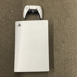 PLAYSTATION 5 DISC VERSION