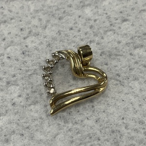 Yellow Gold Heart Pendant 1.3g/10kt 