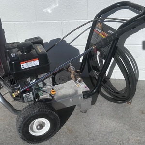 MI-T-M Power Washer WP-2700-0HDKB W/ HOSE, GUN & TIPS 