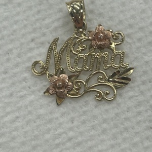 Two tone Yellow Gold Mama Pendant 1.3g/14kt 
