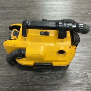 DEWALT CORDLESS DRY/WET VACUUM WITH 20V 2AH BATTERY
