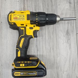 DEWALT DCD777 20V DRILL 